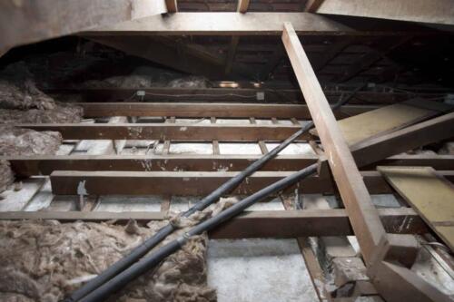 006 02 Insulvac -  Attic Cleaning